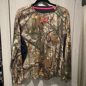 Under Armour Realtree camo long sleeve shirt